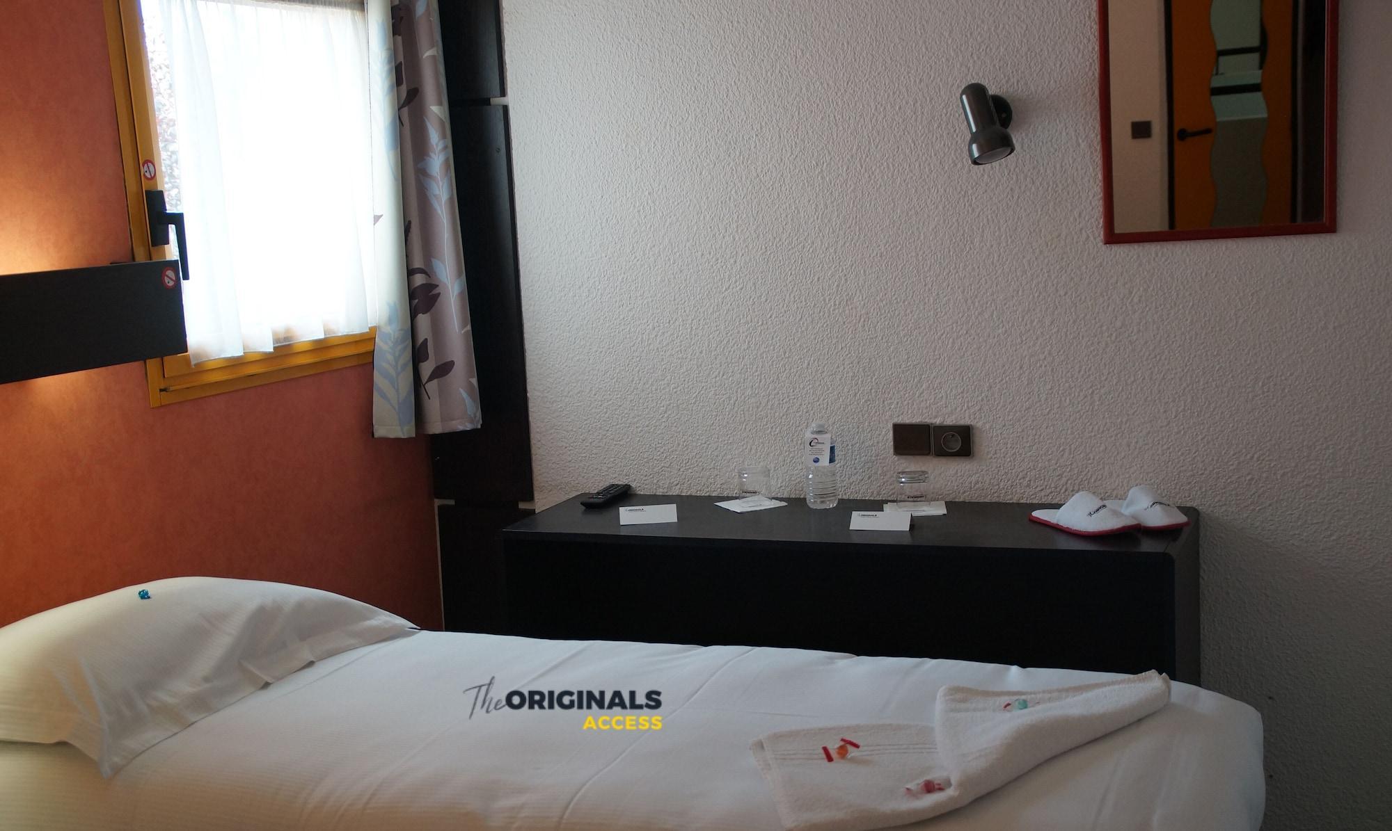 The Originals Access Bourges Nord Hotel Saint-Doulchard Exterior foto